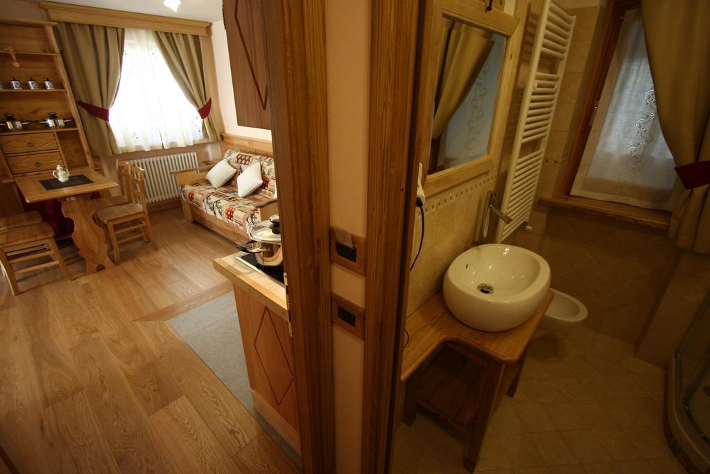 Villa Giuditta Residence Gaby Δωμάτιο φωτογραφία