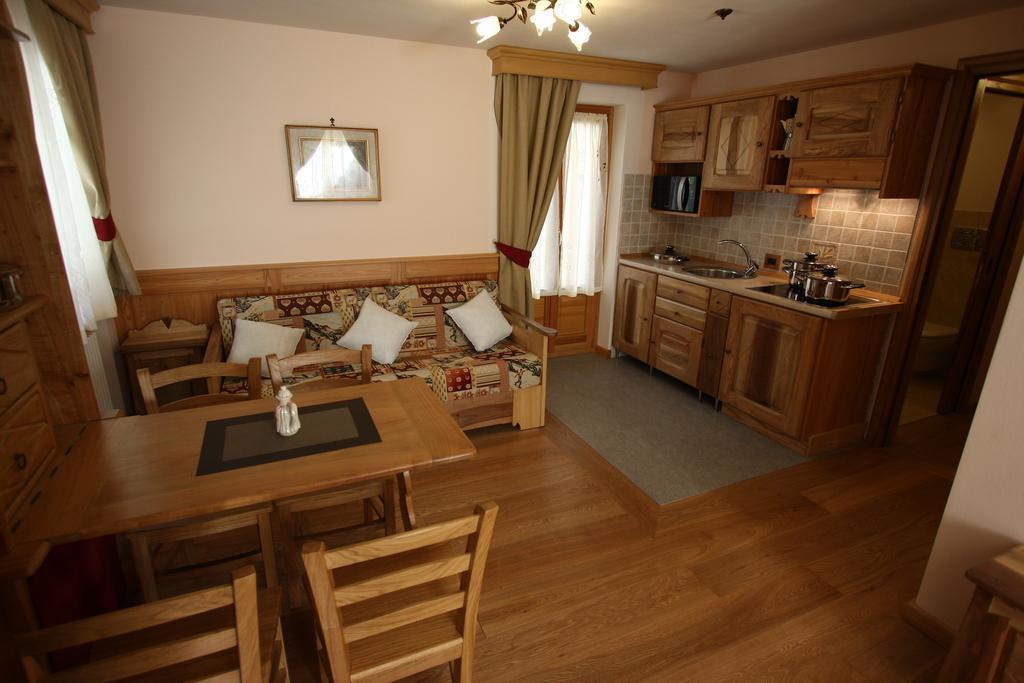 Villa Giuditta Residence Gaby Δωμάτιο φωτογραφία